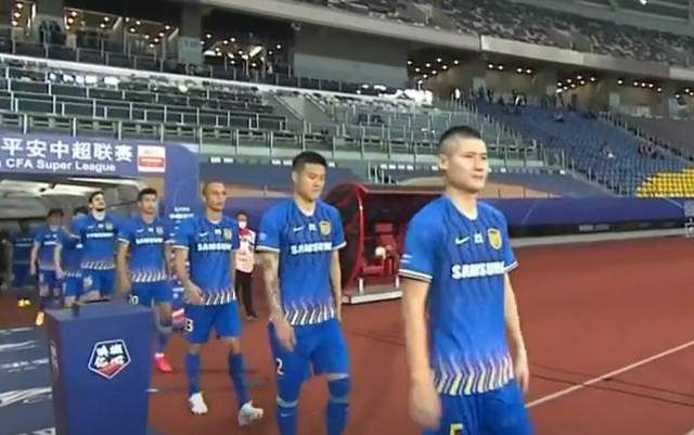 切尔西胸前广告